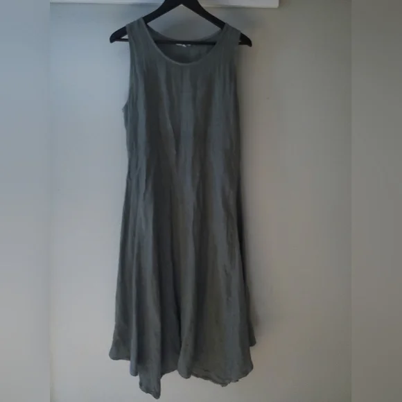 Linen Dress - Picture 1 of 3